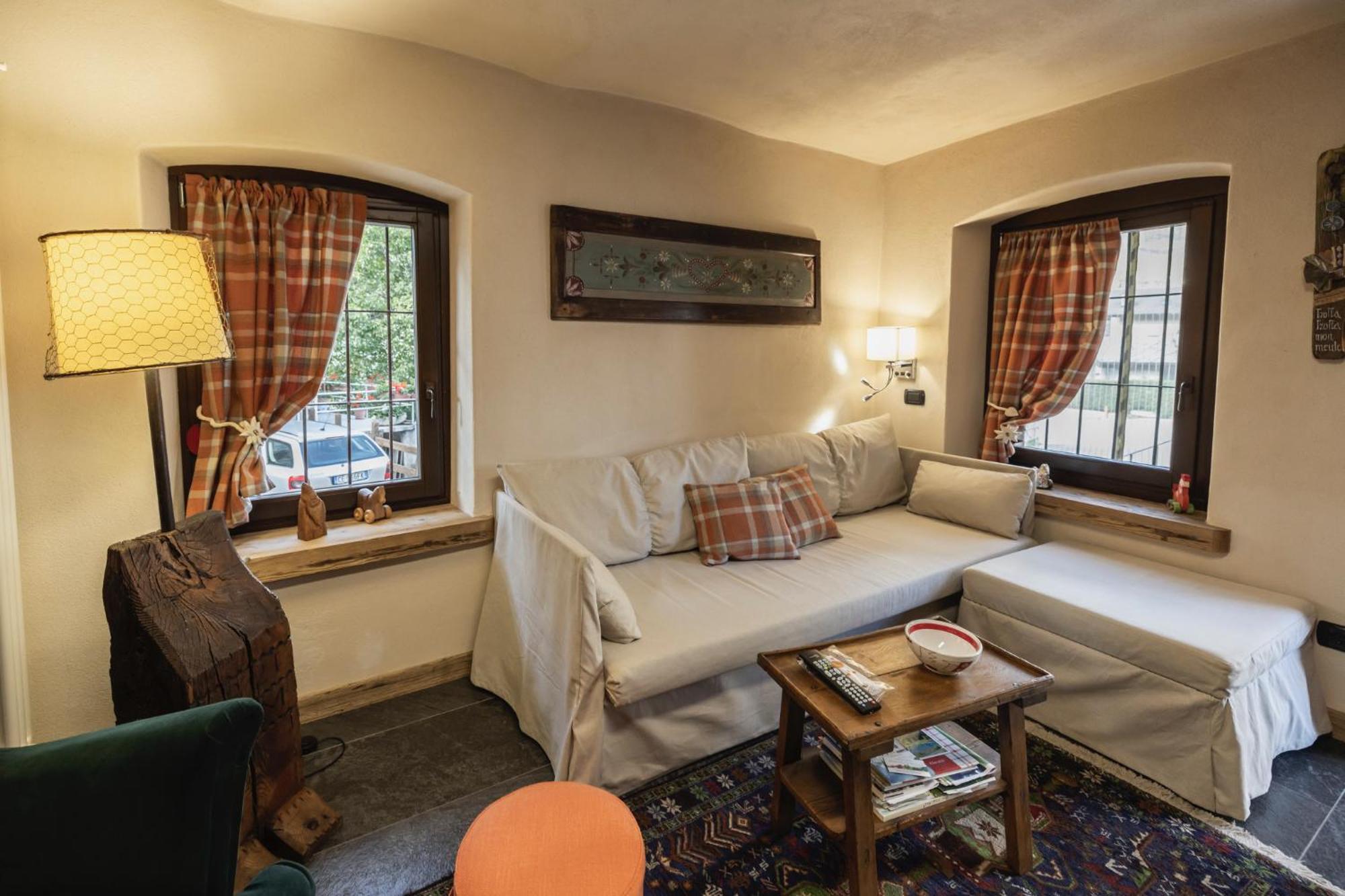 La Casa Del Cuore Apartment Fenis Ngoại thất bức ảnh